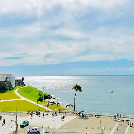Apartamento No Farol Da Barra. Vista Deslumbrante Para O Mar! No Circuito Do Carnaval. Ao Lado Do Porto Da Barra ! サルバドール エクステリア 写真