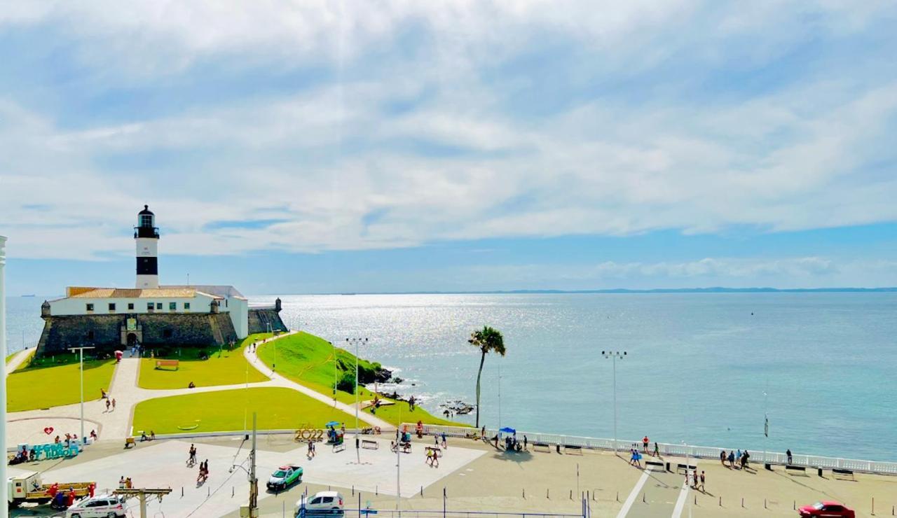 Apartamento No Farol Da Barra. Vista Deslumbrante Para O Mar! No Circuito Do Carnaval. Ao Lado Do Porto Da Barra ! サルバドール エクステリア 写真